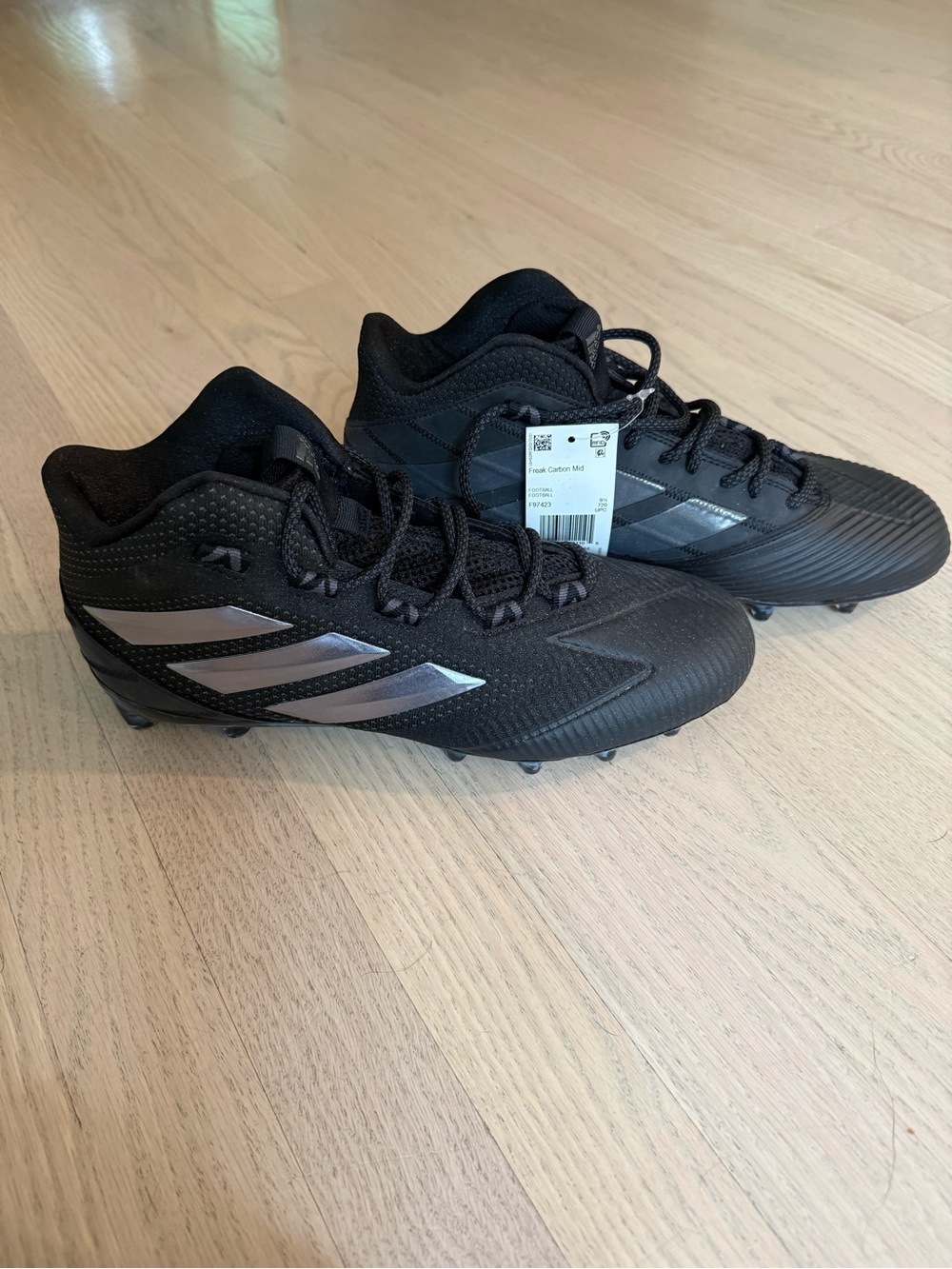 Adidas Boys Freak Carbon Black Mid-Top football cleats